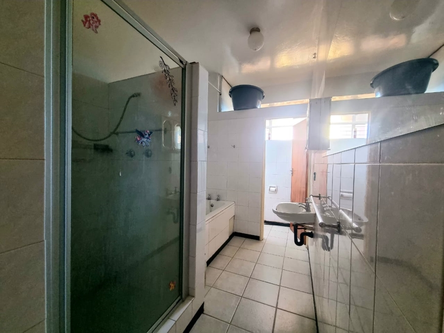 1 Bedroom Property for Sale in Kimberley Central Northern Cape